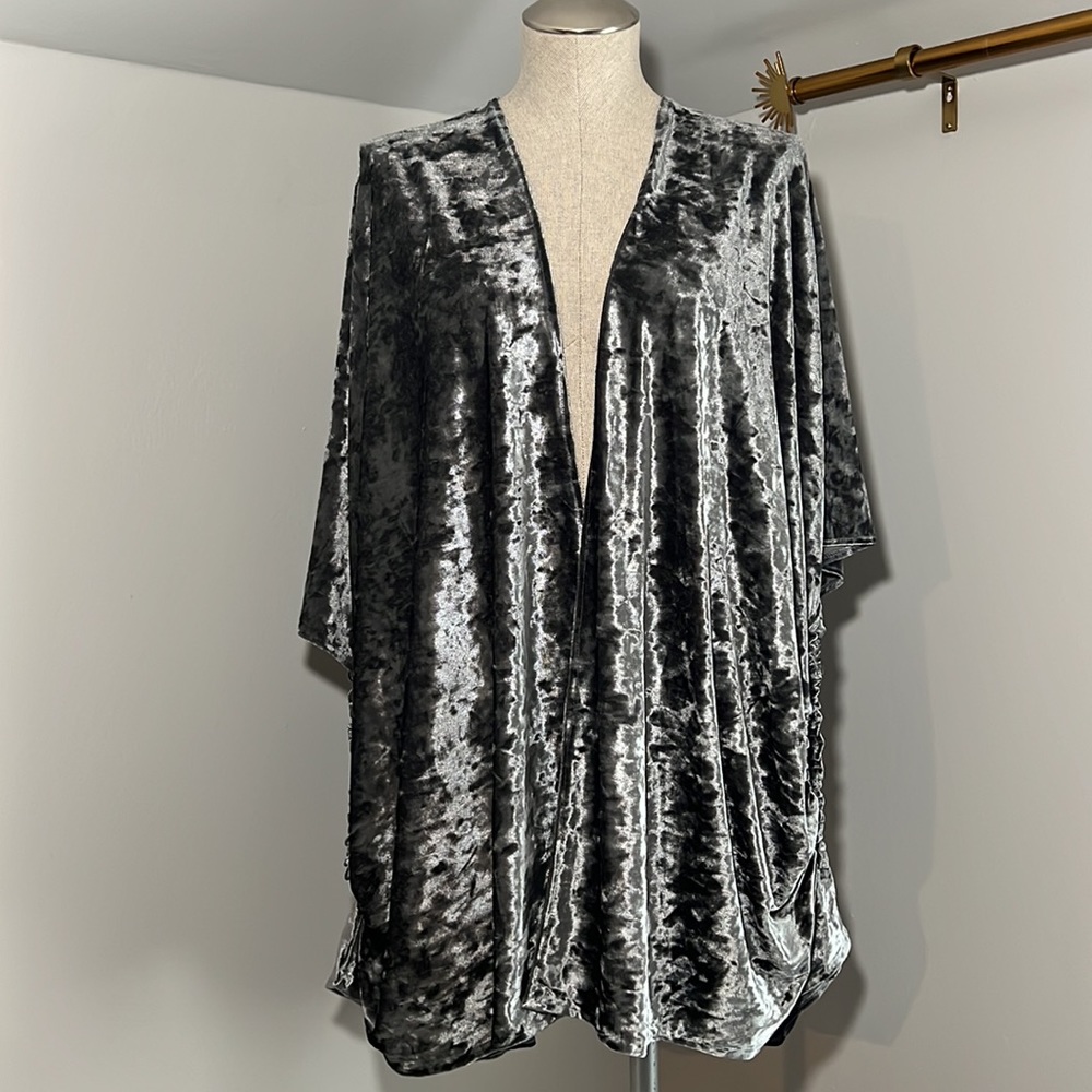 NWT Anthropologie Do Everything in Love Kimono